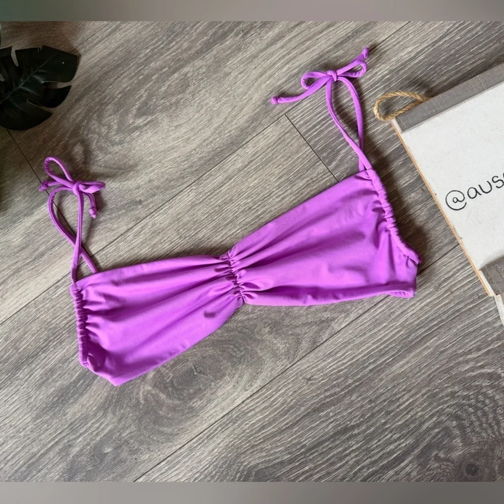 Frankie’s Bikinis “Foxy” Strappy Bandeau Bikini Top in Passionfruit. Size S